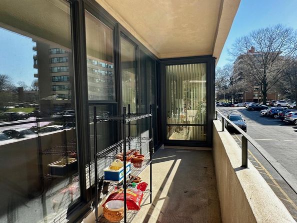 162-30 Powells Cove Boulevard 2D, Beechhurst NY 11357