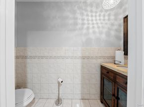 458 Mineola Avenue, Carle Place NY 11514