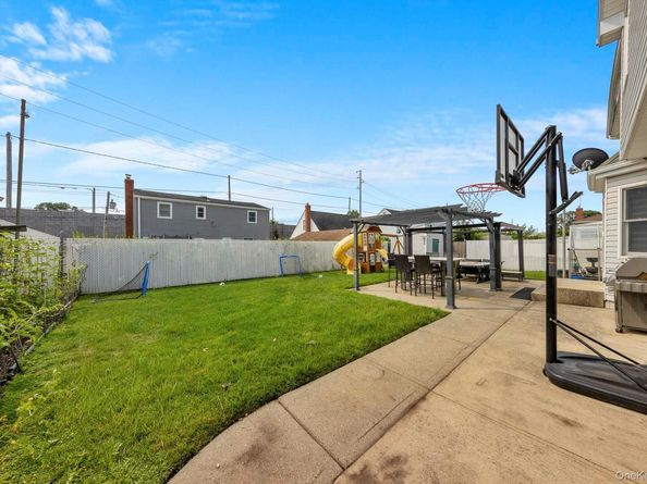 458 Mineola Avenue, Carle Place NY 11514