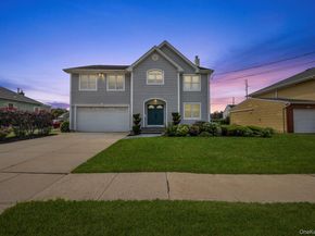 458 Mineola Avenue, Carle Place NY 11514