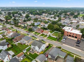 458 Mineola Avenue, Carle Place NY 11514