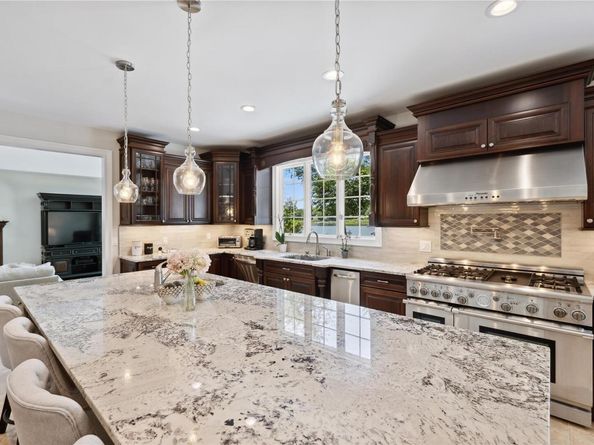 18 Cedar Lane, Setauket NY 11733