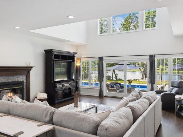 18 Cedar Lane, Setauket NY 11733