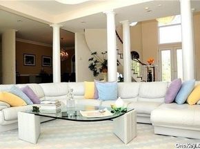 9 Kate Court, East Quogue NY 11942