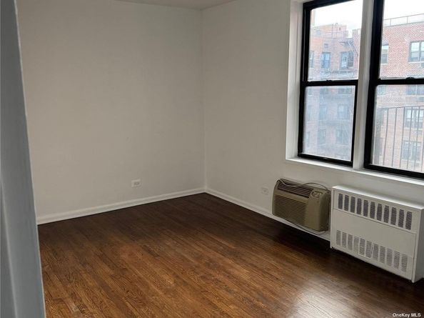 65-50 Wetherole Street 5V, Rego Park NY 11374