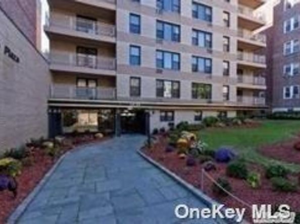 65-50 Wetherole Street 5V, Rego Park NY 11374