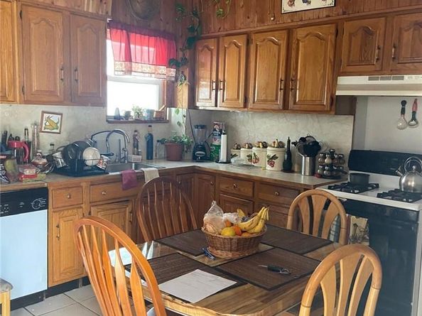 38 CARROLL Street, Yonkers NY 10705