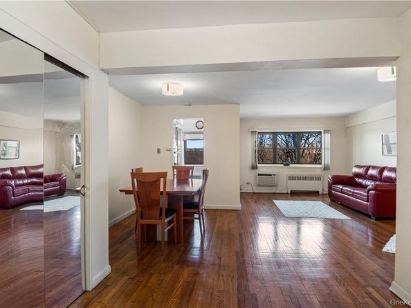 1910 Pelham Parkway S 5C, Bronx NY 10461