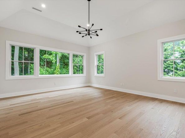 239 ROCK CREEK Lane, Scarsdale NY 10583