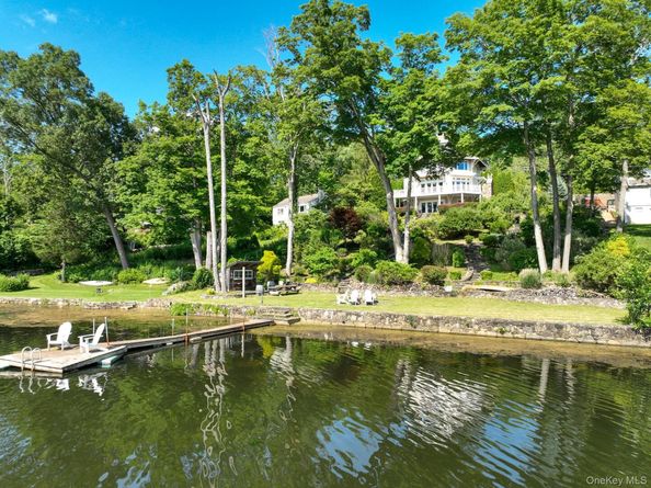 33 Truesdale Lake Drive, South Salem NY 10590