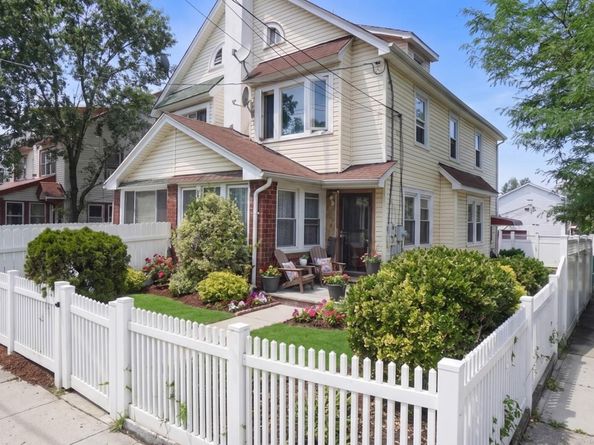 190-27 109th Road, Saint Albans NY 11412
