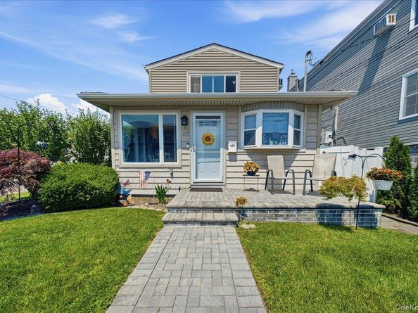 29 Milton Road, Babylon NY 11702