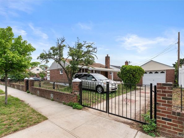 23304 121st Avenue, Cambria Heights NY 11411