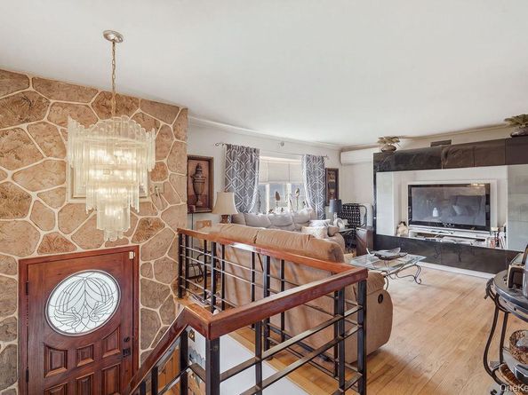 165 Meister Boulevard, Freeport NY 11520