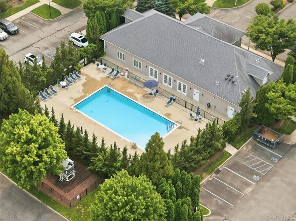 348 Medea Way, Central Islip NY 11722