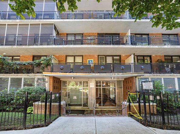 35-50 85 Street 7K, Jackson Heights NY 11372