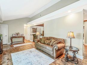 5 Valerie Court, Yaphank NY 11980