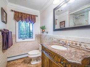 5 Valerie Court, Yaphank NY 11980