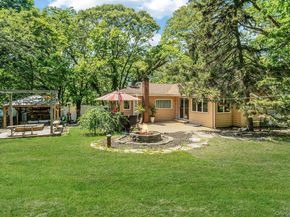 5 Valerie Court, Yaphank NY 11980