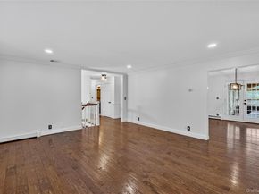 585 Bedford Road, Pleasantville NY 10570