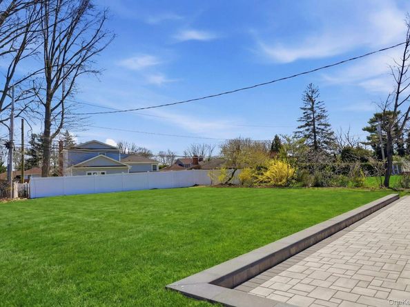 2040 Wellington Court, Westbury NY 11590