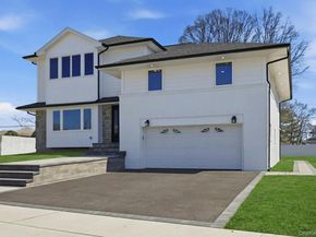2040 Wellington Court, Westbury NY 11590