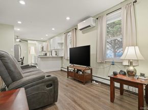 707 5th Street S, Lindenhurst NY 11757