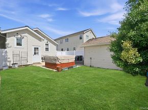 707 5th Street S, Lindenhurst NY 11757