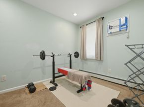 707 5th Street S, Lindenhurst NY 11757