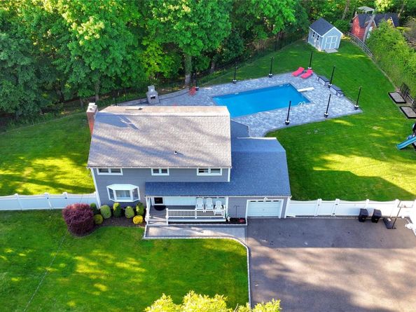 522 Moriches Road, Saint James NY 11780