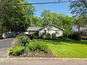 75 Summit Drive, Smithtown NY 11787
