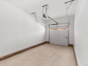 10 Lee Place, Old Bethpage NY 11804