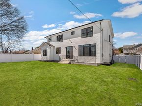 10 Lee Place, Old Bethpage NY 11804