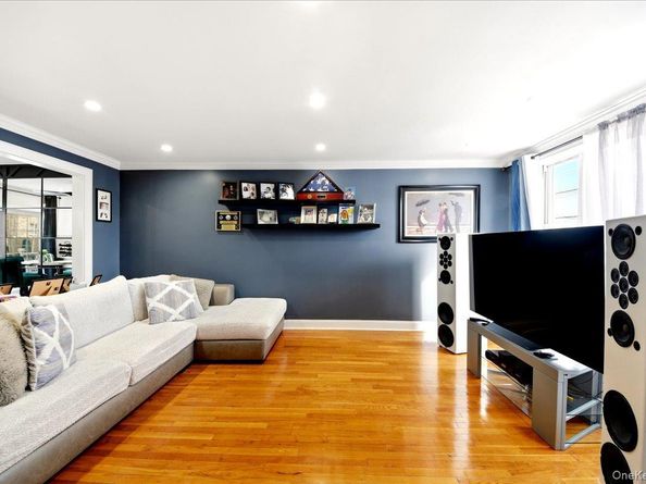 709 Logan Avenue, Bronx NY 10465