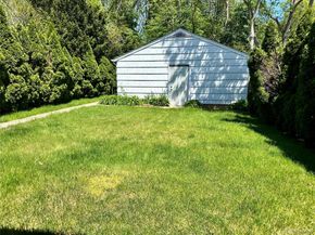 47 Norwich Street, Huntington Station NY 11746