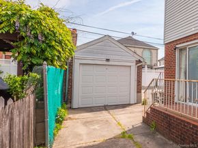 75-75 180th Street, Fresh Meadows NY 11366