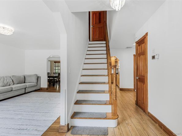 107 HAYWARD Street, Yonkers NY 10704