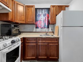 76-14 69th Road, Middle Village NY 11379