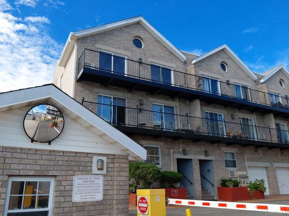 17 Pennyfield Avenue 173, Bronx NY 10465