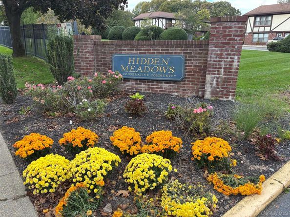 140 Bailey Court 140, Middle Island NY 11953