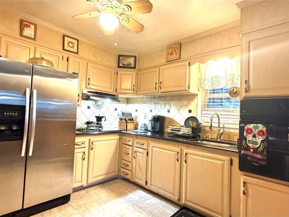 198 Vredenburgh Avenue, Yonkers NY 10704