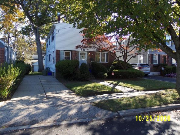 540 Stratford Road, South Hempstead NY 11550
