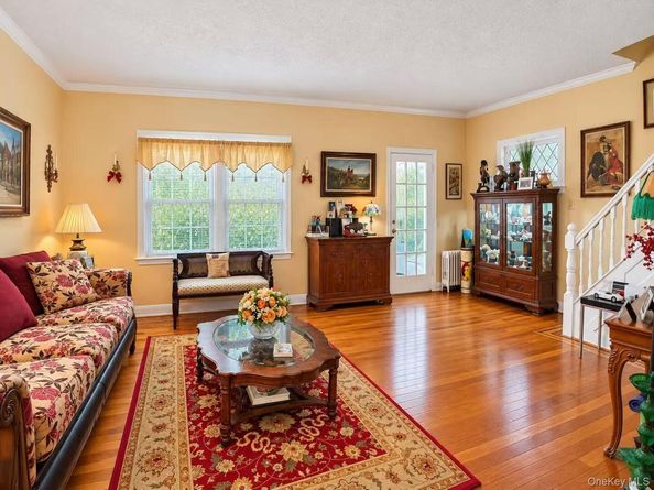 50-29 245th Street, Little Neck NY 11362