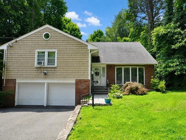 12 Charlotte Place, Hartsdale NY 10530