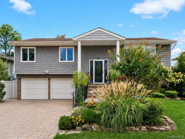 2919 Bond Drive, Merrick NY 11566