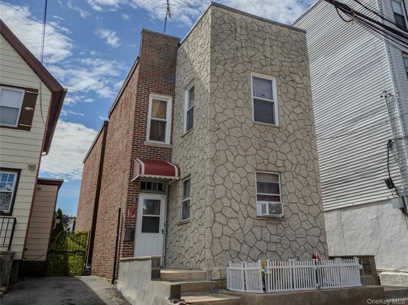 26 Villa Avenue, Yonkers NY 10704