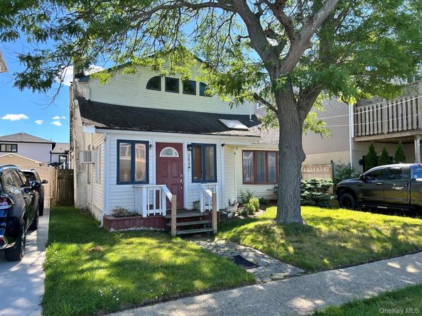 3439 Colony Drive, Baldwin NY 11510