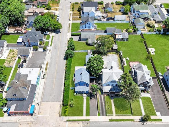 105 Maple Avenue, Patchogue NY 11772