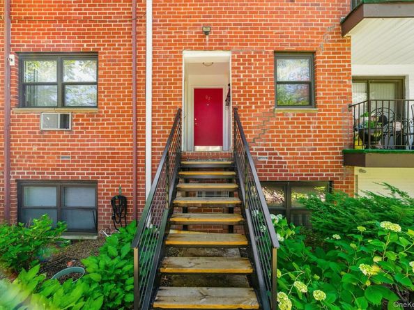 51 Fieldstone Drive 83, Hartsdale NY 10530