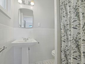 28 Summit Place, Pleasantville NY 10570